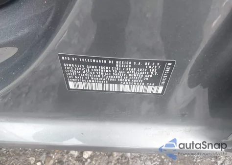 2021 Volkswagen Jetta 1.4T R-Line/1.4T S/1.4T Se z USA, uszkodzony, nr VIN 3VWC57BU2MM088430